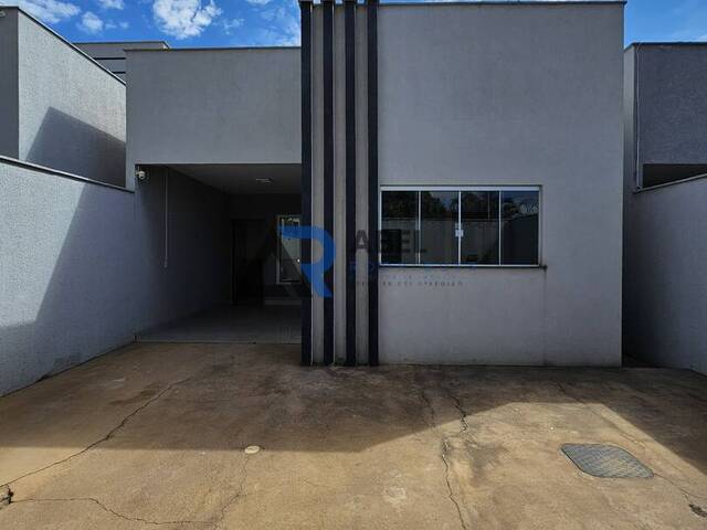 #32 - Casa para Venda em Luziânia - GO