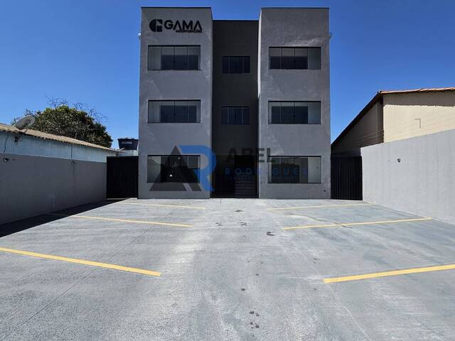 #37 - Apartamento para Venda em Luziânia - GO